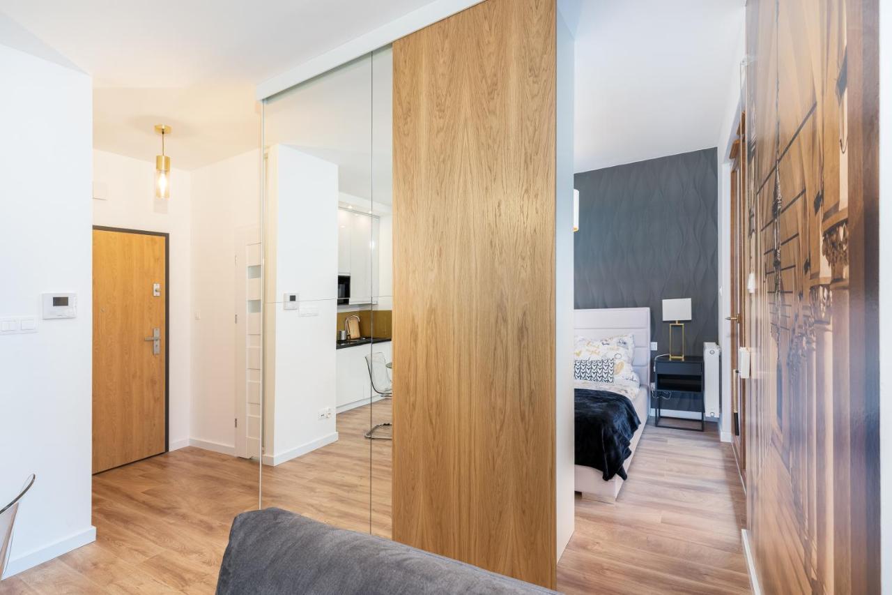 New Apartment, Private Patio Краков Экстерьер фото